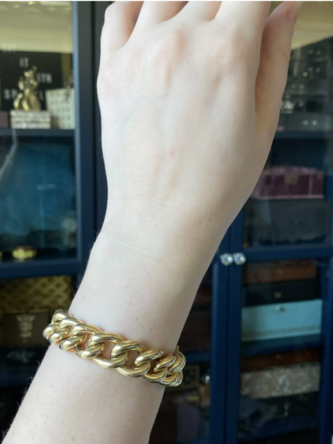 Classic Large Link Bracelet in Yellow Gold